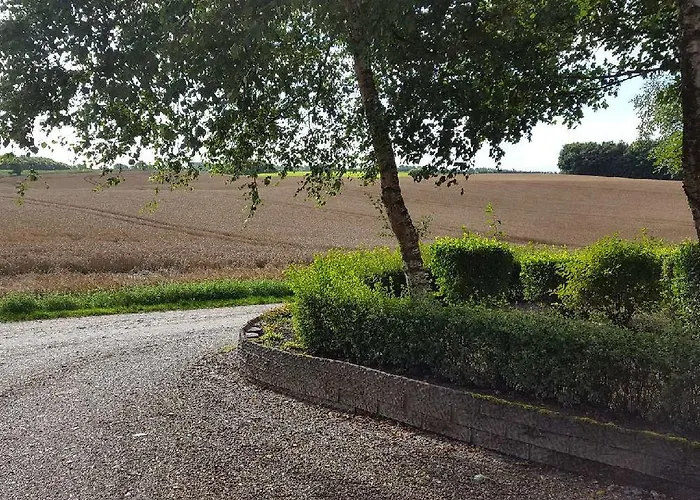 Lundgaarde * Kjellerup